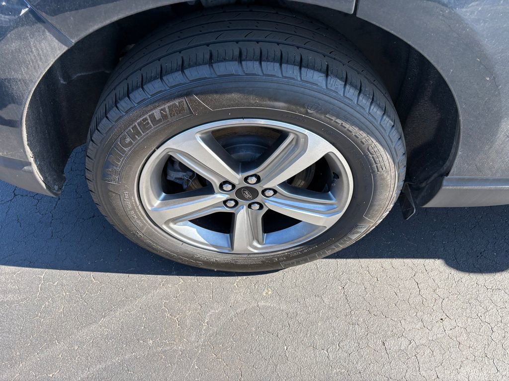 Used 2024 Ford Edge SEL w/ Convenience Package image 24