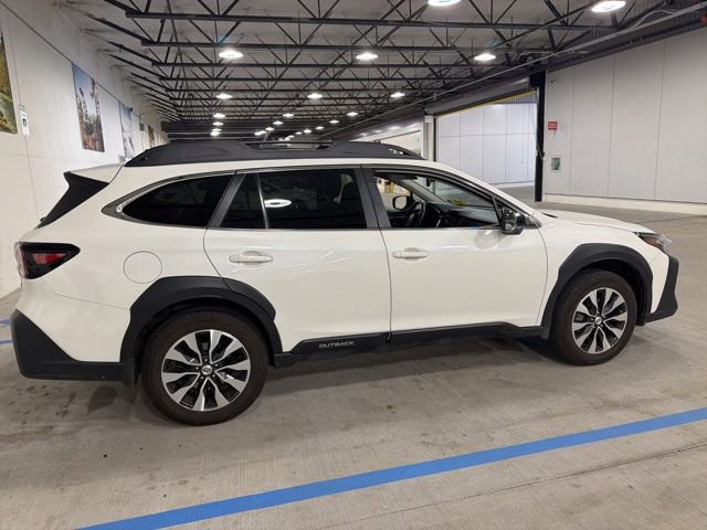 Used 2023 Subaru Outback Limited AWD/4WD image 5