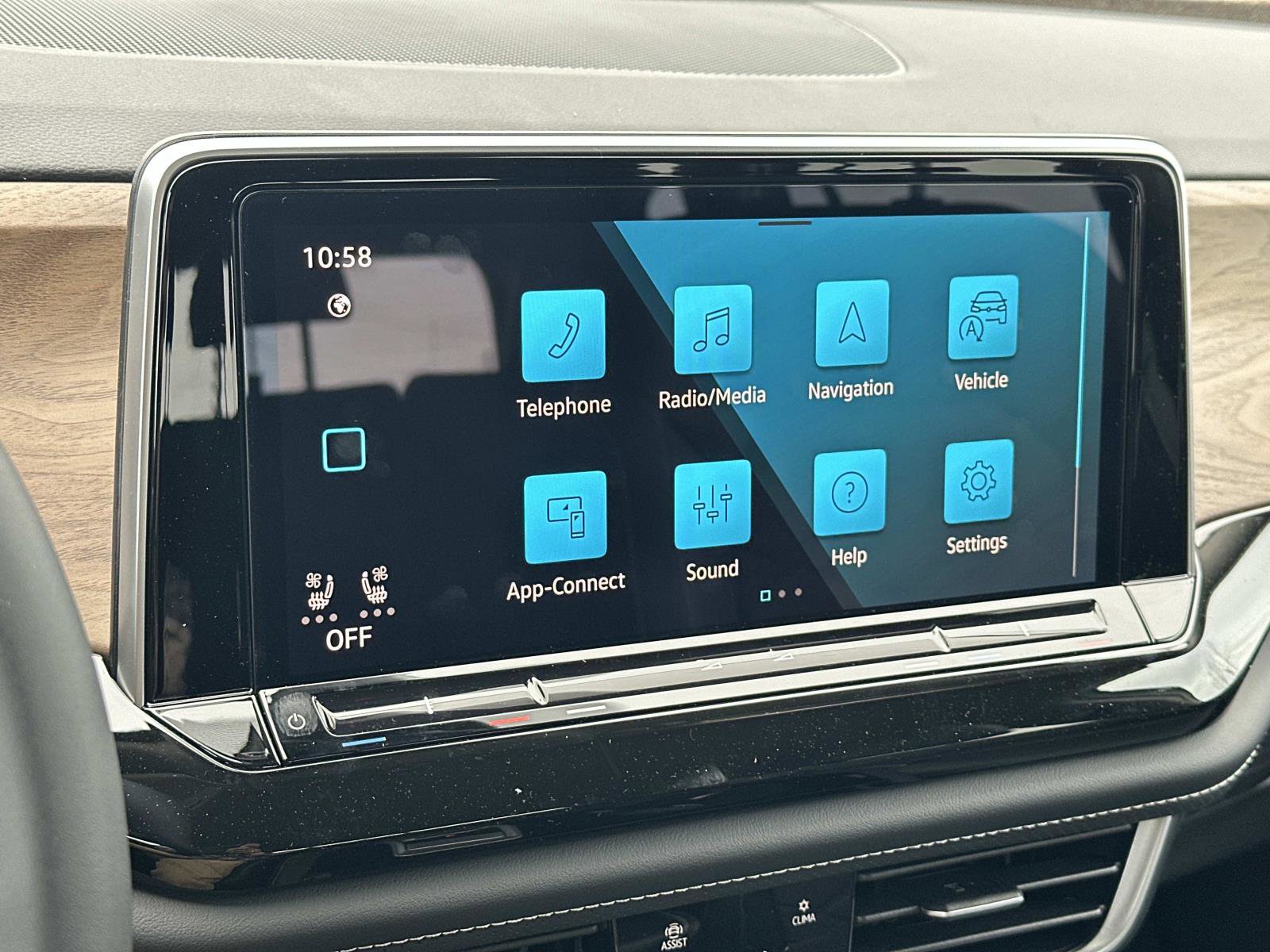 New 2026 Volkswagen Atlas SE image 29