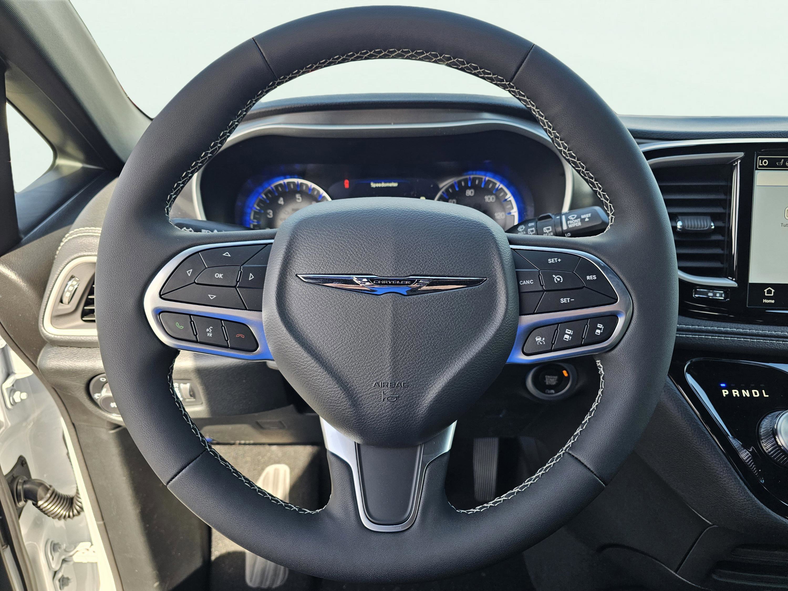 New 2026 Chrysler Pacifica Select image 19