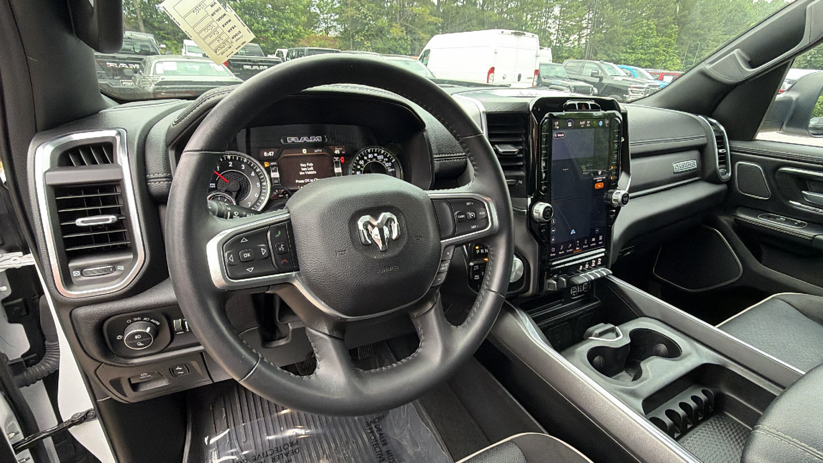 Used 2024 RAM 1500 Laramie AWD/4WD image 25