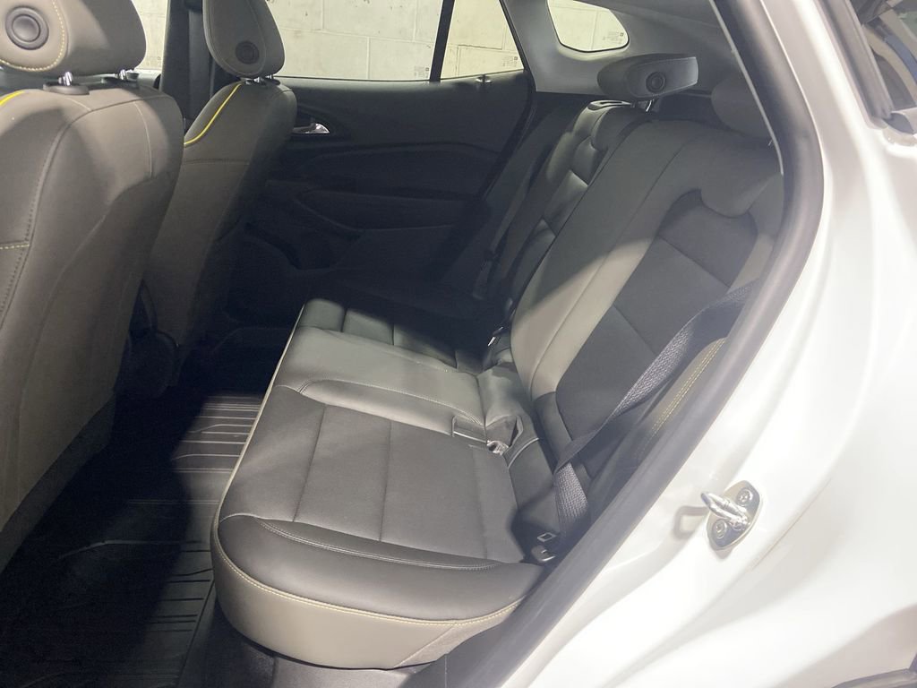 Certified 2024 Chevrolet Trax ACTIV w/ Driver Confidence Package image 23