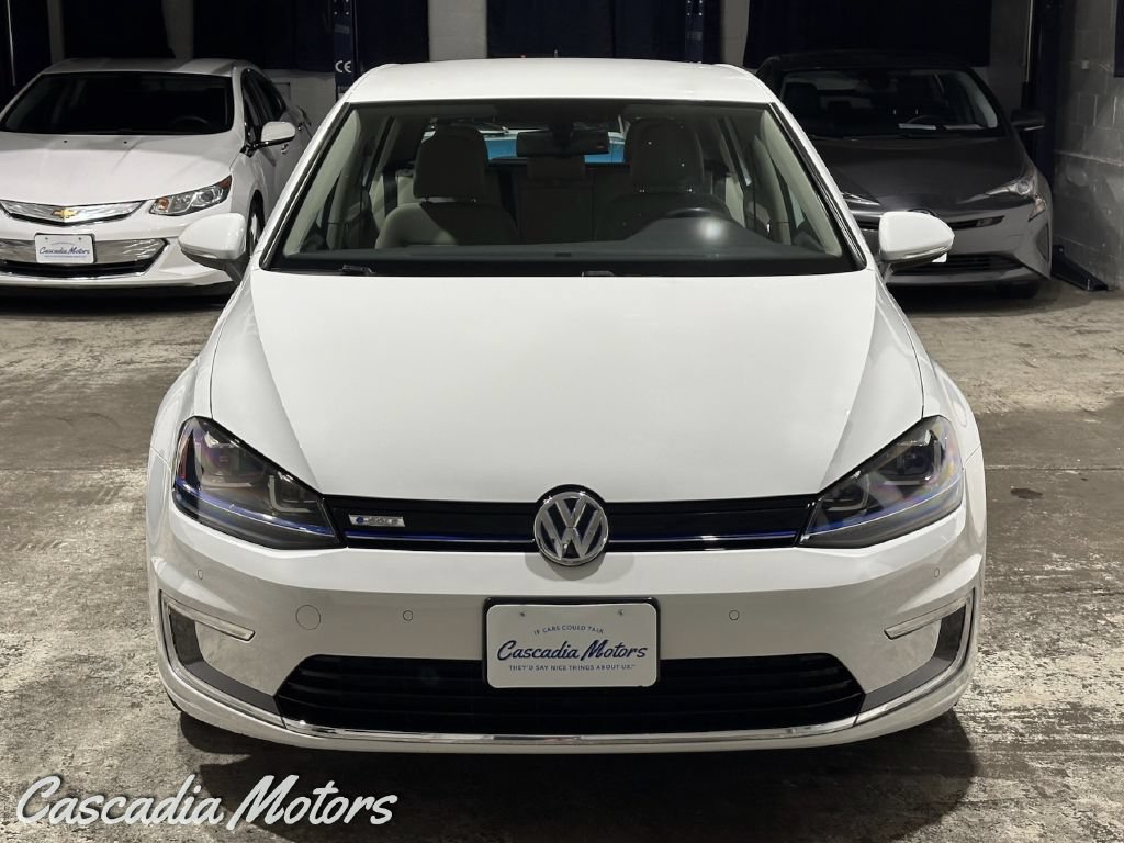 Used 2015 Volkswagen e-Golf SEL Premium FWD image 3