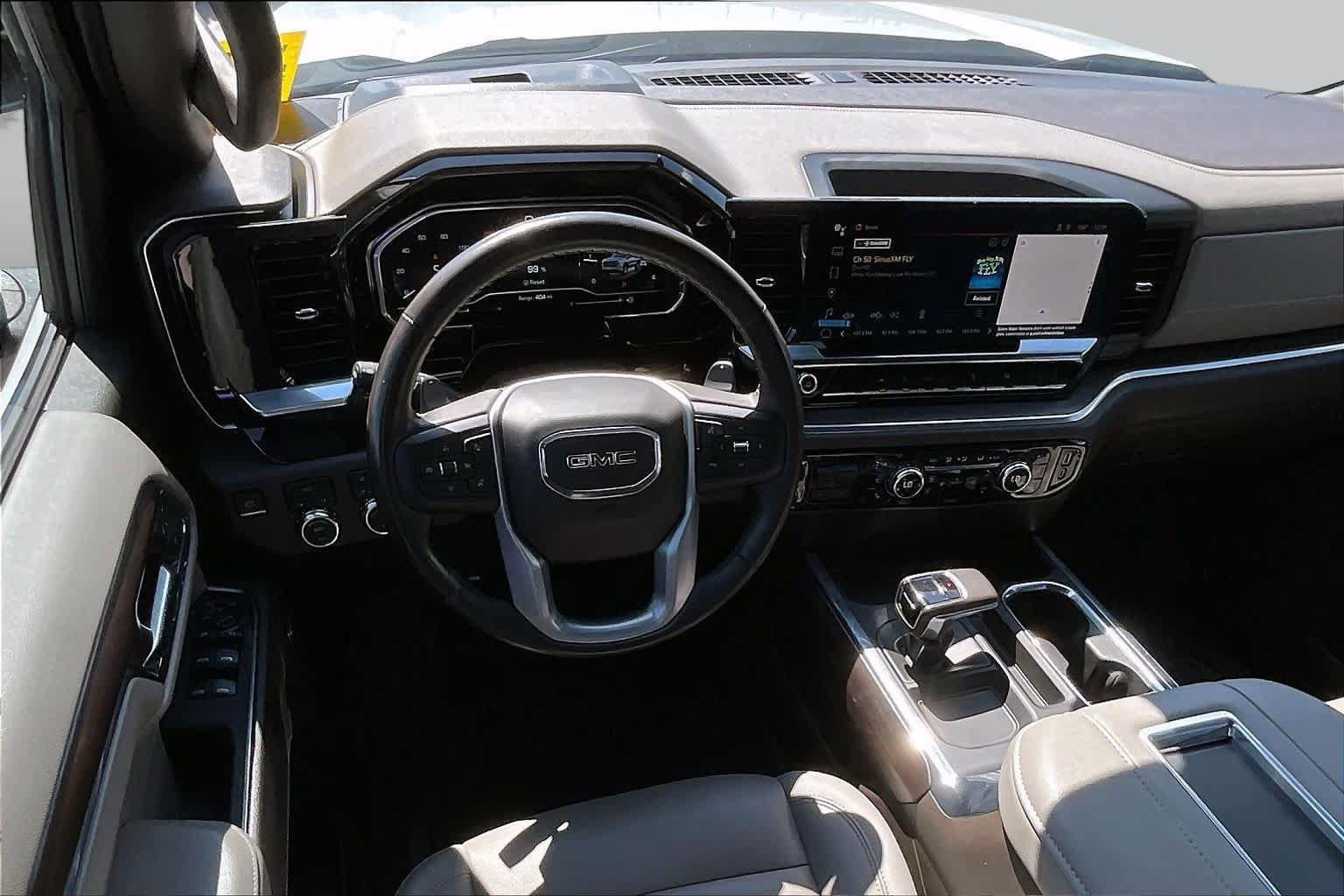 Used 2022 GMC Sierra 1500 SLT w/ SLT Convenience Package AWD/4WD image 5