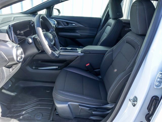 New 2026 Chevrolet Equinox EV LT image 13