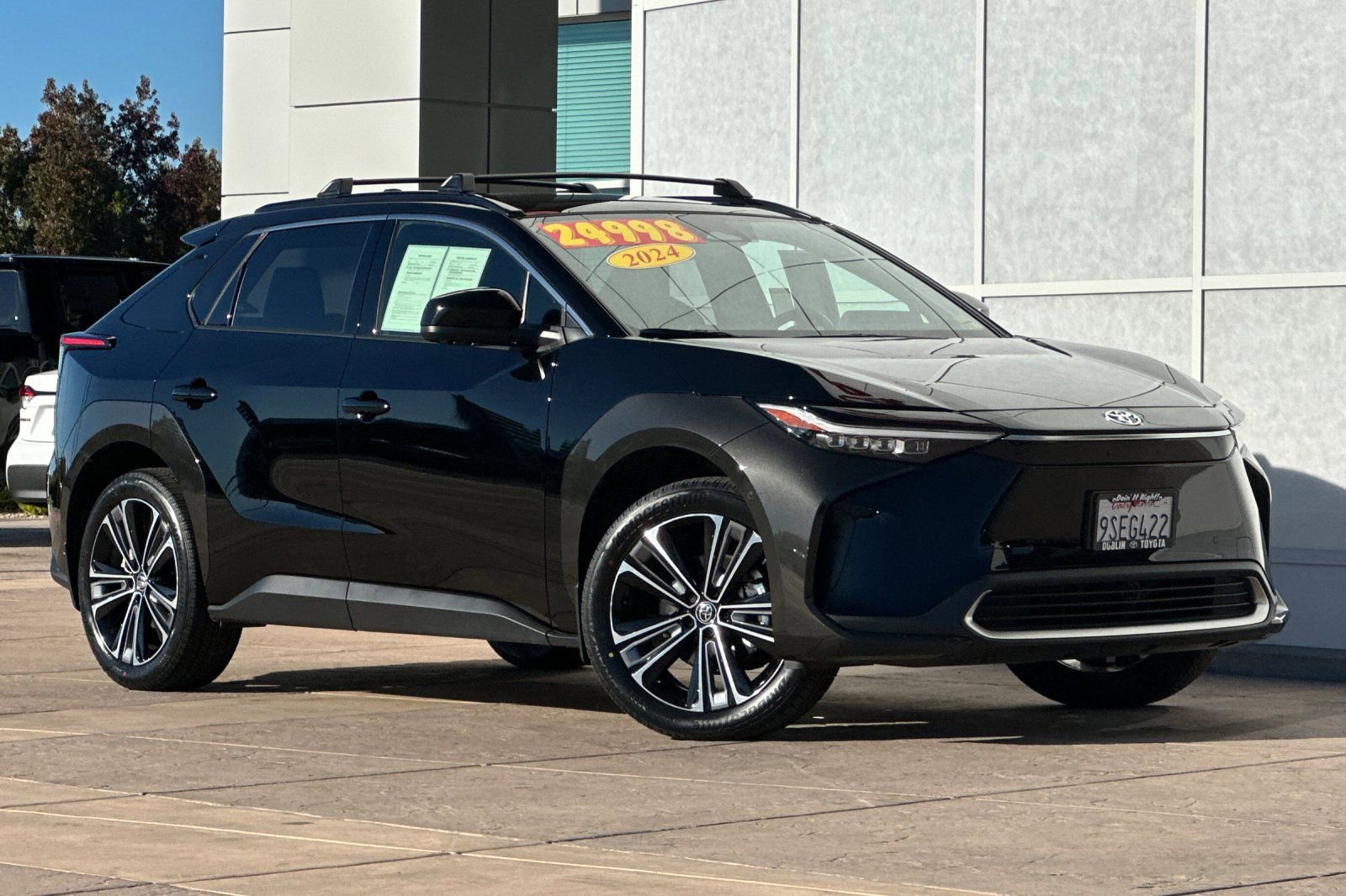 Used 2024 Toyota bZ4X Limited video 2