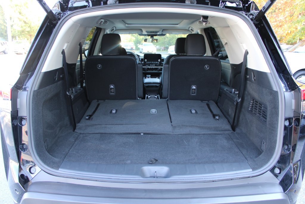 Used 2025 Nissan Pathfinder SV w/ SV Premium Package AWD/4WD image 35