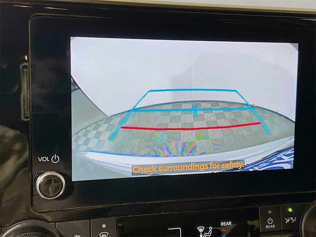 Certified 2024 Toyota Highlander LE image 13