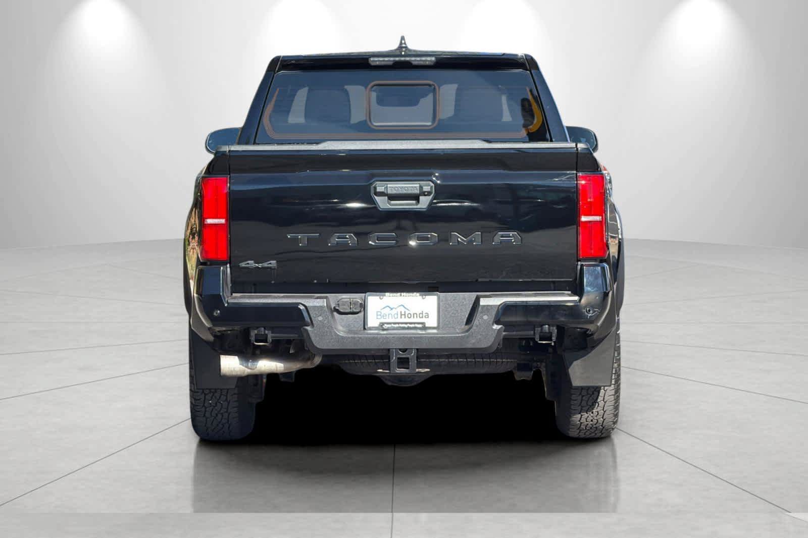 Used 2024 Toyota Tacoma TRD Off-Road w/ TRD Off Road Upgrade Package AWD/4WD image 7