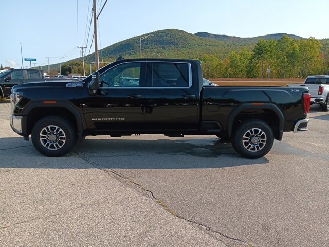 New 2026 GMC Sierra 2500 SLE w/ SLE Value Package; image 4