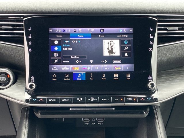 Used 2023 Jeep Wagoneer Series III w/ Preferred Equipment Group image 10