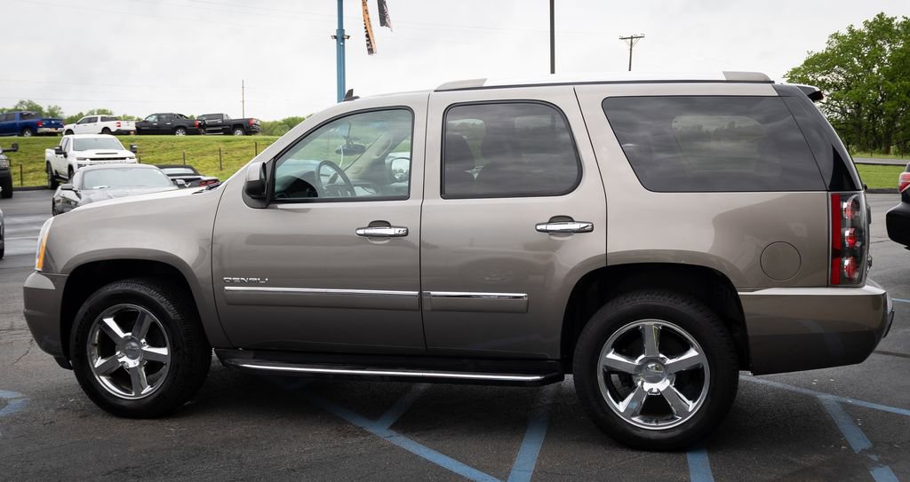 Used 2012 GMC Yukon Denali AWD/4WD image 18
