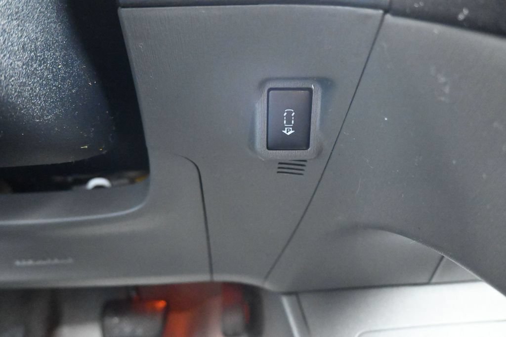 Used 2011 Toyota Prius Five w/ Advanced Technology Pkg FWD image 21