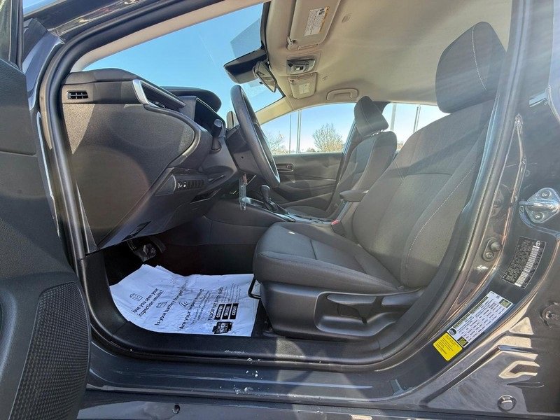 Used 2024 Toyota Corolla LE image 21