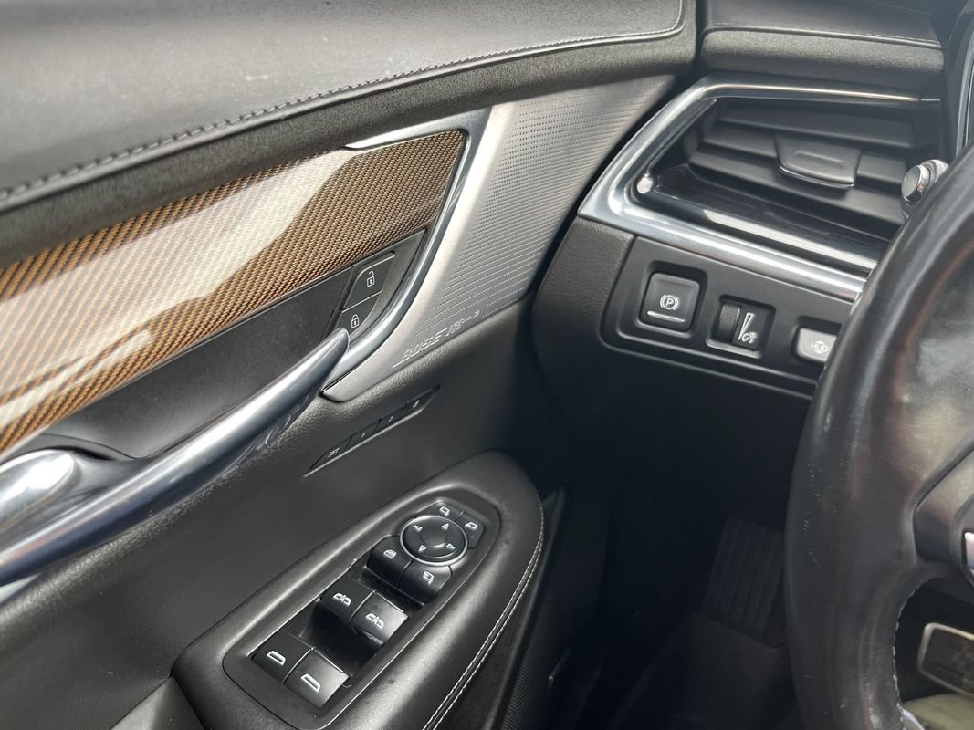 Used 2020 Cadillac XT6 Sport w/ Platinum Package AWD/4WD image 17