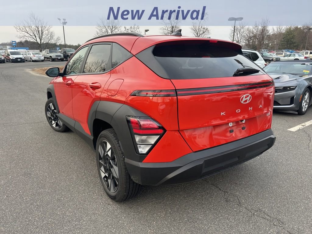 Used 2025 Hyundai Kona SEL image 4