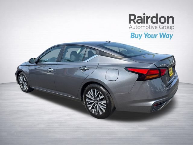 Used 2024 Nissan Altima 2.5 SV FWD image 5