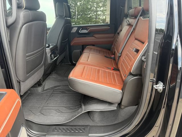 Used 2025 GMC Sierra 2500 Denali Ultimate w/ Max Trailering Package AWD/4WD image 14