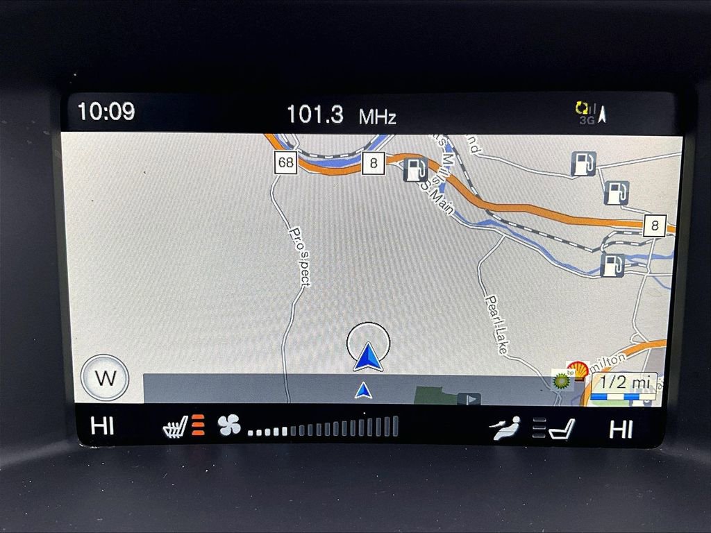 Used 2016 Volvo V60 T5 Premier w/ Climate Package image 29