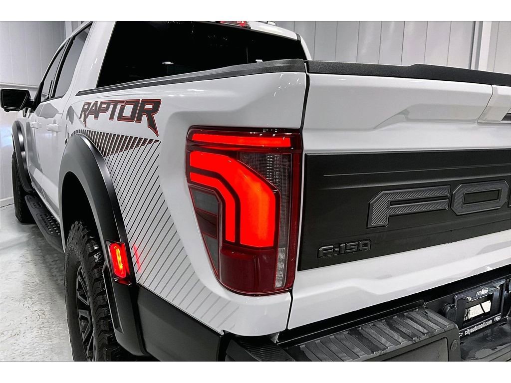 Used 2024 Ford F150 Raptor AWD/4WD image 30