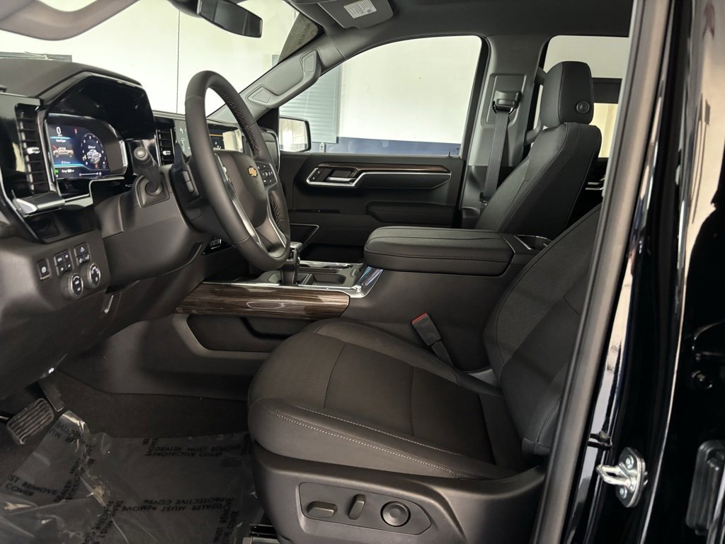 New 2025 Chevrolet Silverado 1500 LT w/ Z71 Off-Road Package image 25