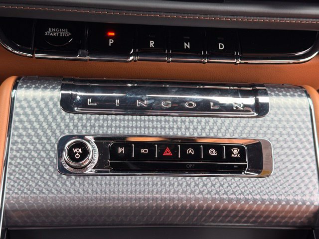 New 2026 Lincoln Aviator Black Label w/ Jet Appearance Package AWD/4WD image 29