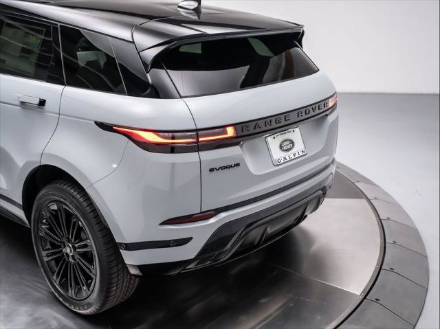 New 2026 Land Rover Range Rover Evoque Hoxton AWD/4WD image 32