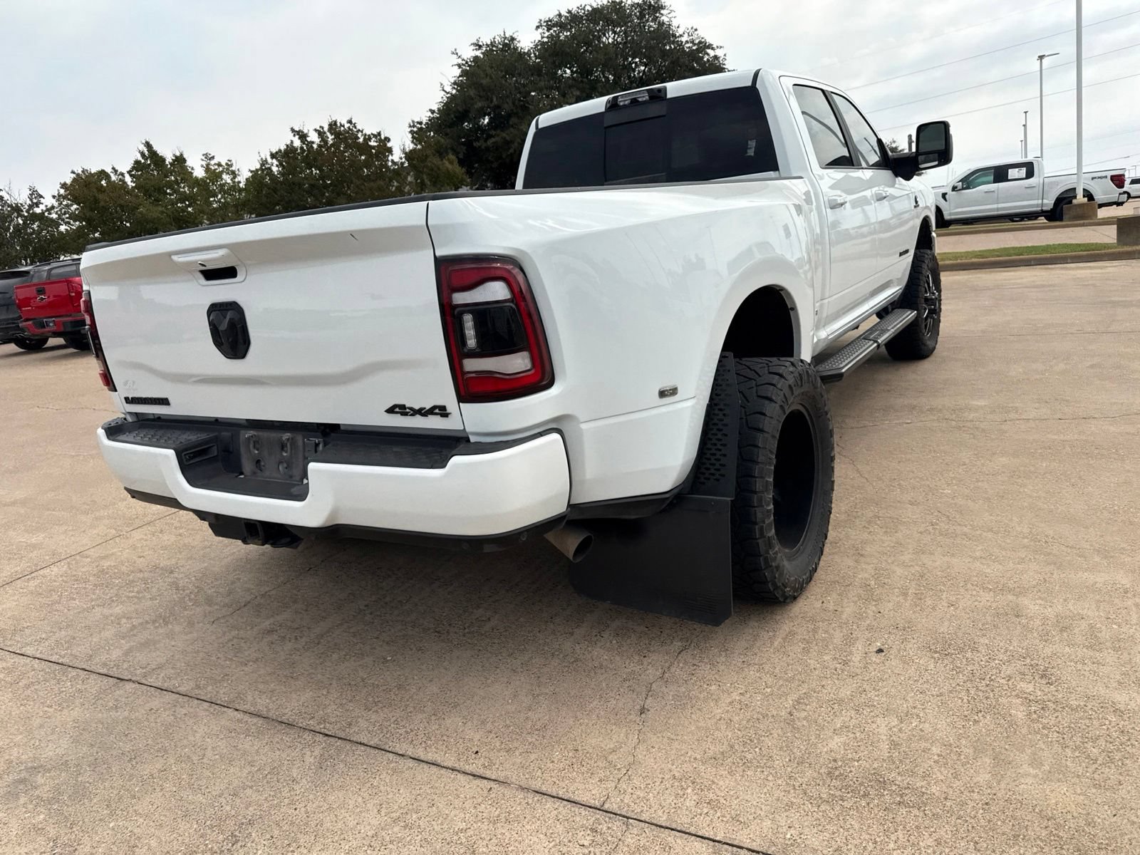 Used 2024 RAM 3500 Laramie w/ Night Edition AWD/4WD image 7