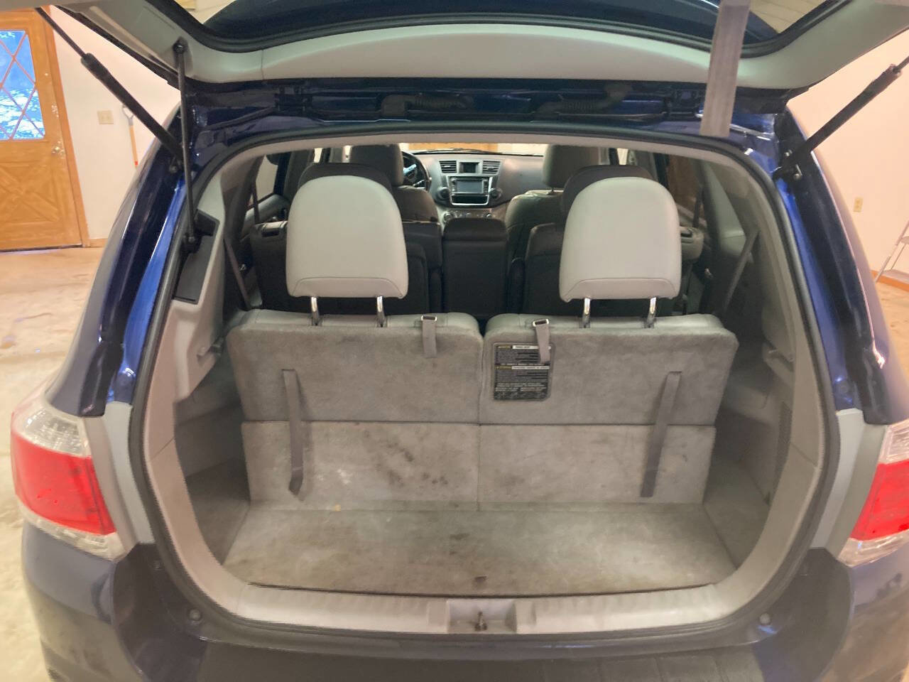 Used 2013 Toyota Highlander SE image 11