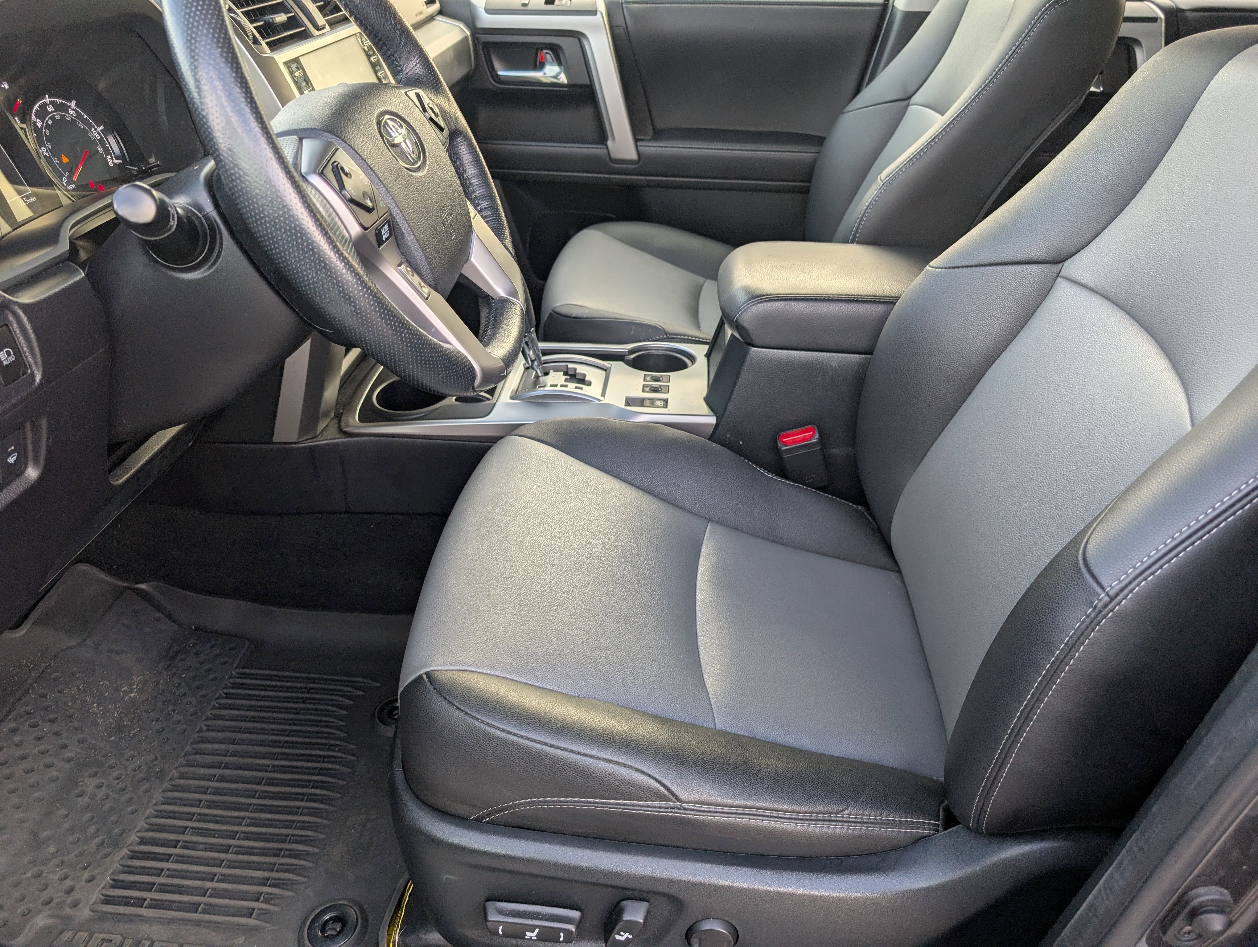 Used 2023 Toyota 4Runner SR5 Premium image 14