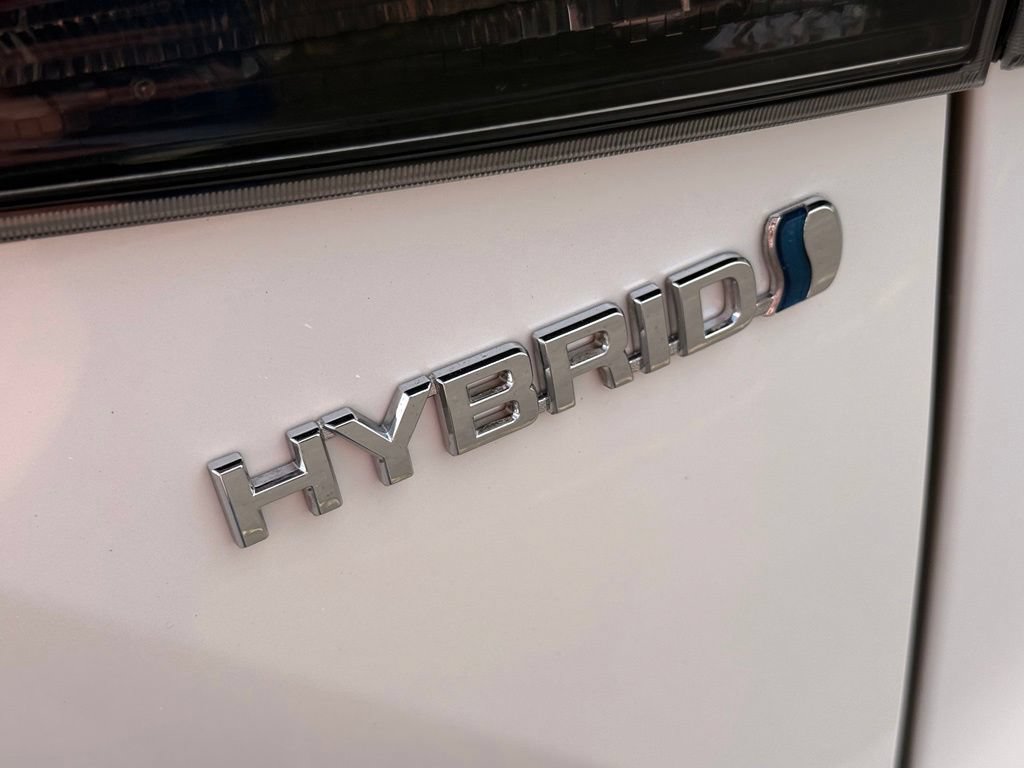 Used 2021 Toyota Highlander XLE AWD/4WD image 35