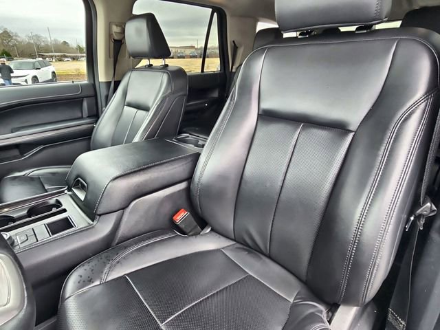 Used 2024 Ford Expedition XLT RWD image 19
