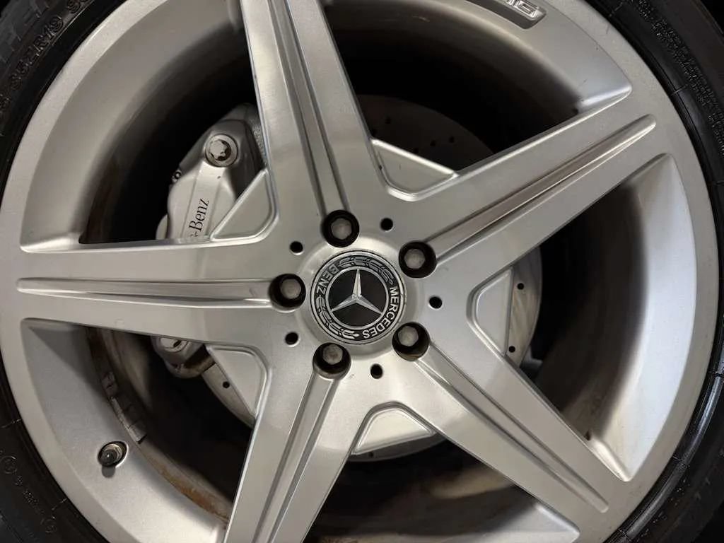 Used 2011 Mercedes-Benz SL 550 w/ Premium I Pkg image 10