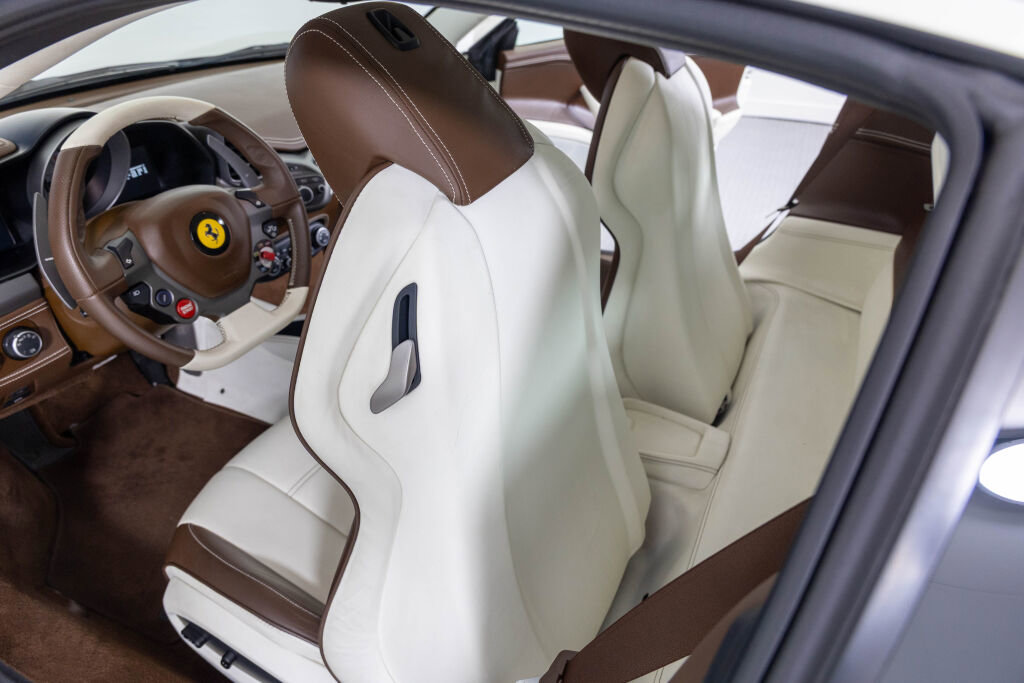 Certified 2014 Ferrari 458 Italia Coupe image 43