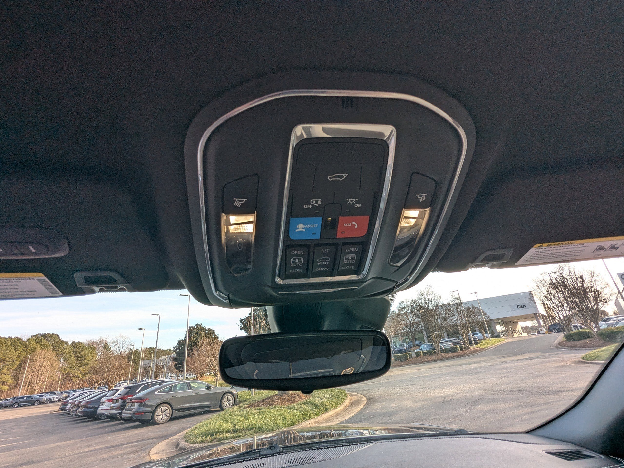 Certified 2024 Jeep Grand Cherokee L Limited image 29