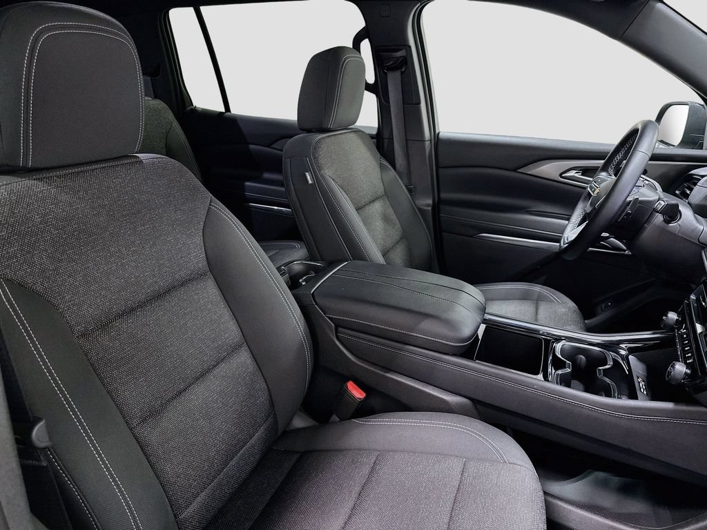Used 2026 Chevrolet Traverse LT w/ LPO, Floor Liner Package FWD image 30