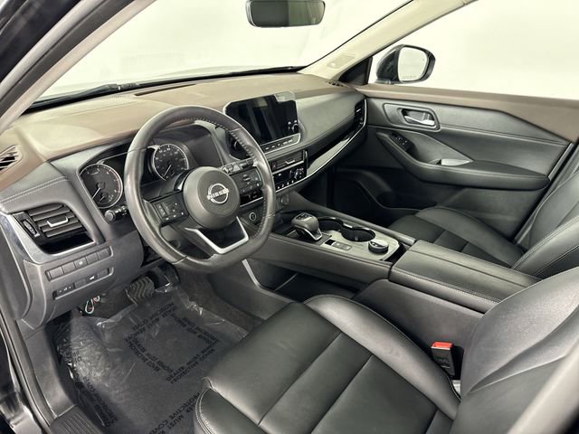 Used 2022 Nissan Rogue SL w/ SL Premium Package image 5