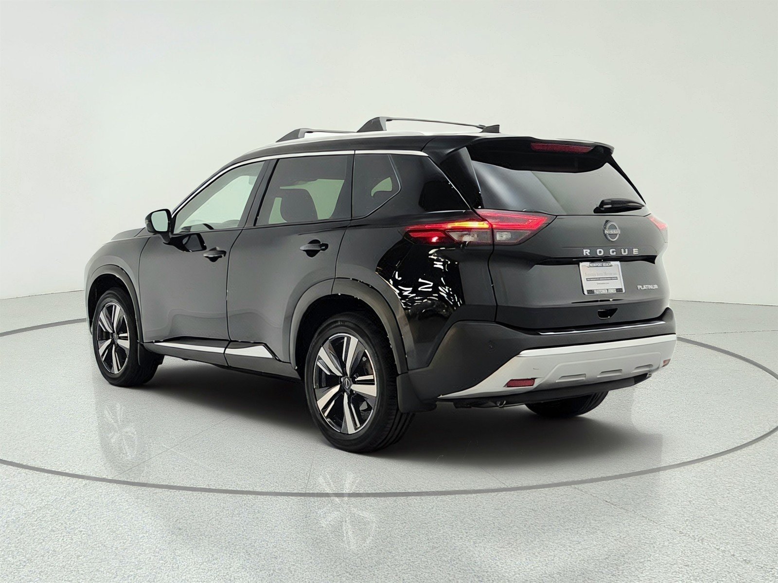 Used 2023 Nissan Rogue Platinum w/ Platinum Premium Package FWD image 7