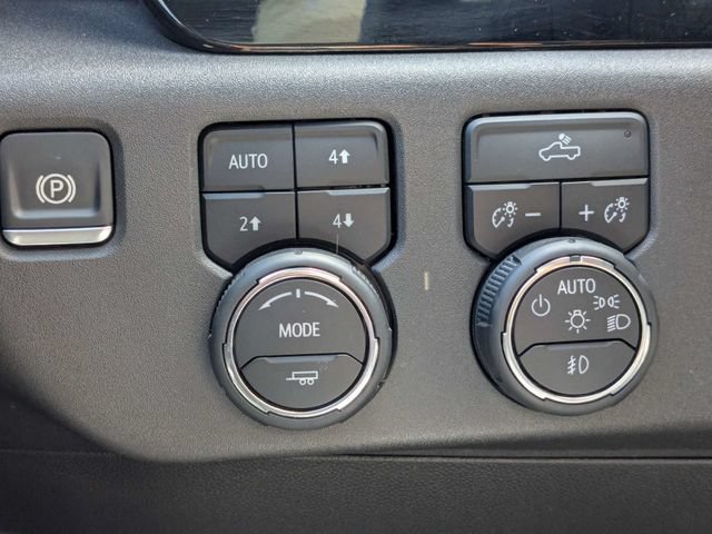 Used 2024 Chevrolet Silverado 1500 LT Trail Boss AWD/4WD image 23