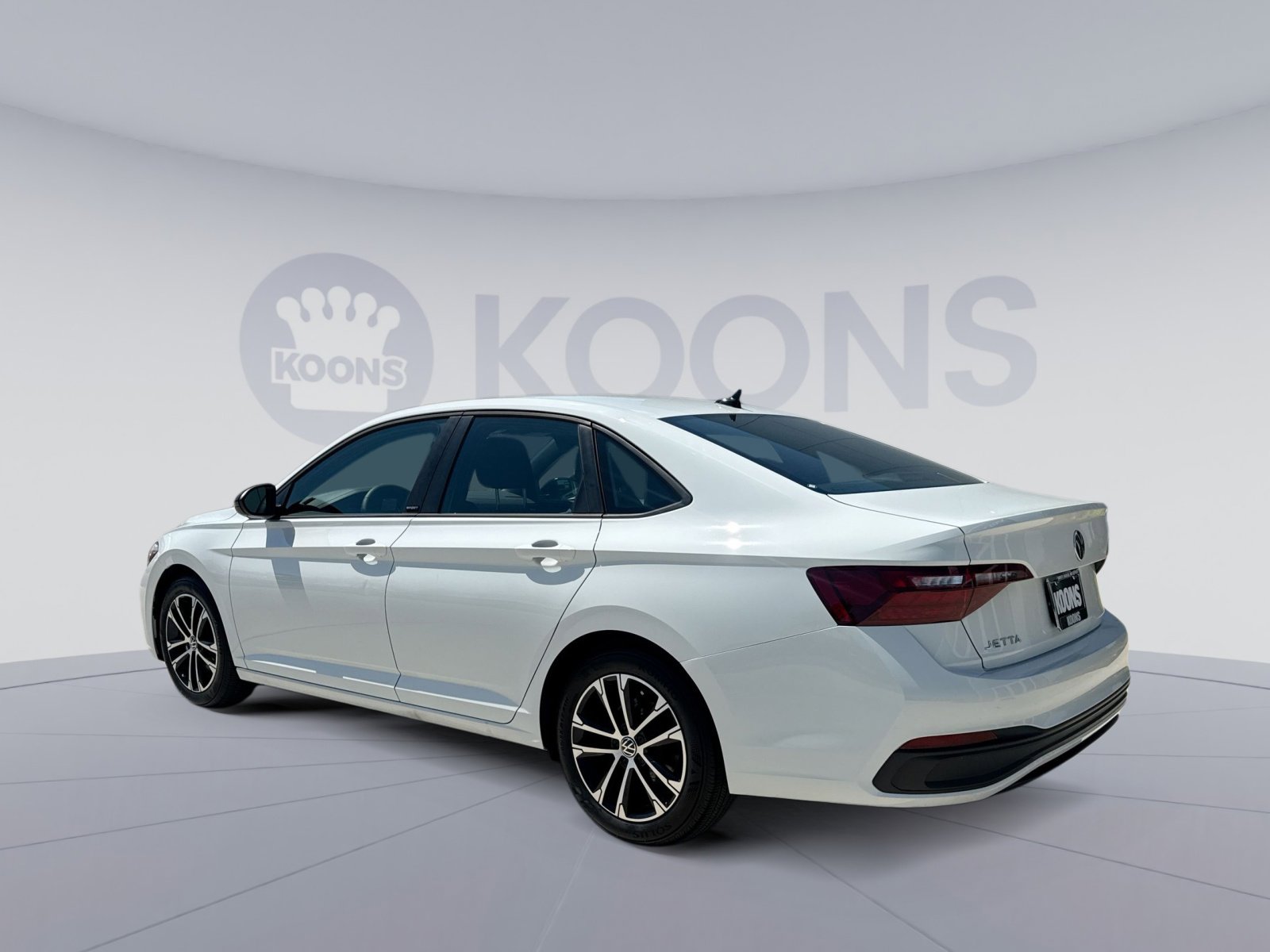 Used 2024 Volkswagen Jetta Sport FWD image 4