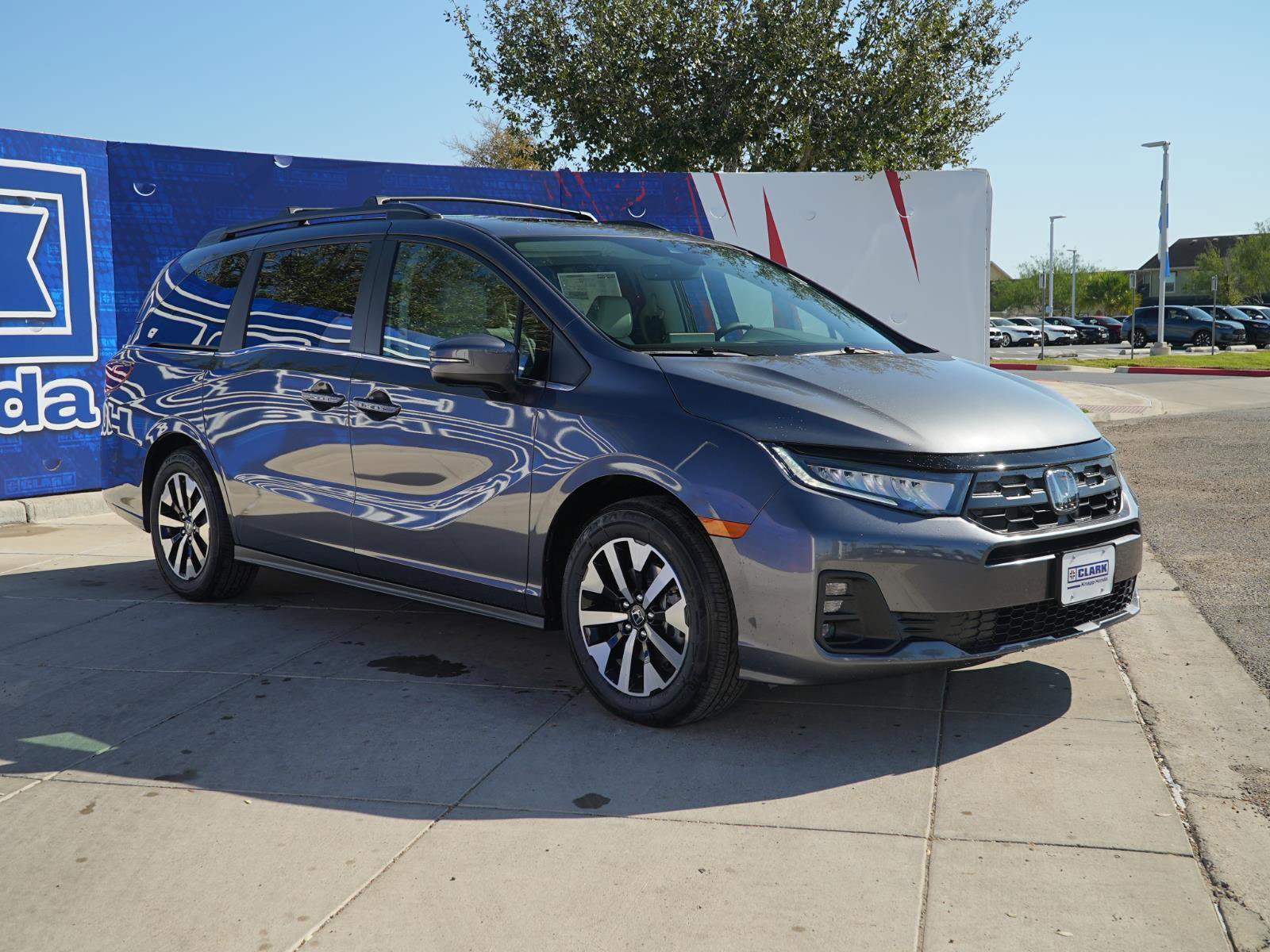 New 2026 Honda Odyssey EX-L image 3