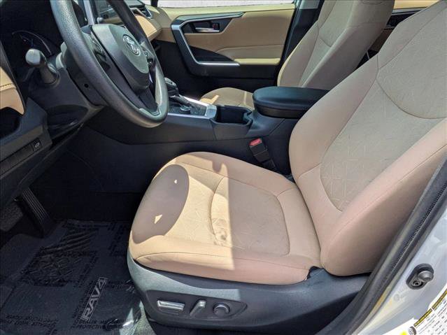 Used 2024 Toyota RAV4 XLE w/ Convenience Package AWD/4WD image 15
