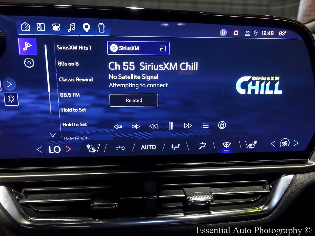 Used 2026 Chevrolet Equinox EV LT w/ Comfort Package FWD image 16