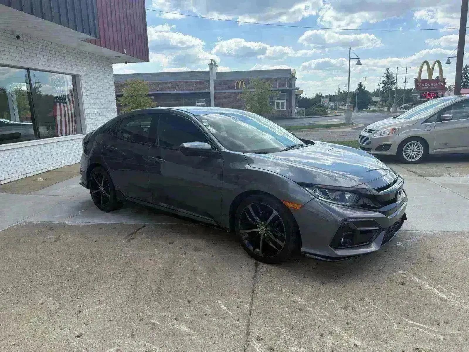Used 2021 Honda Civic Sport image 4