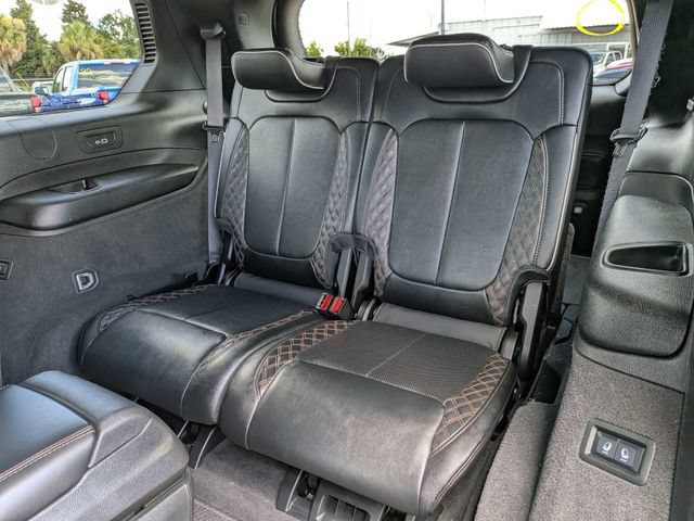 Used 2025 Jeep Grand Cherokee L Summit w/ Obsidian Package AWD/4WD image 14