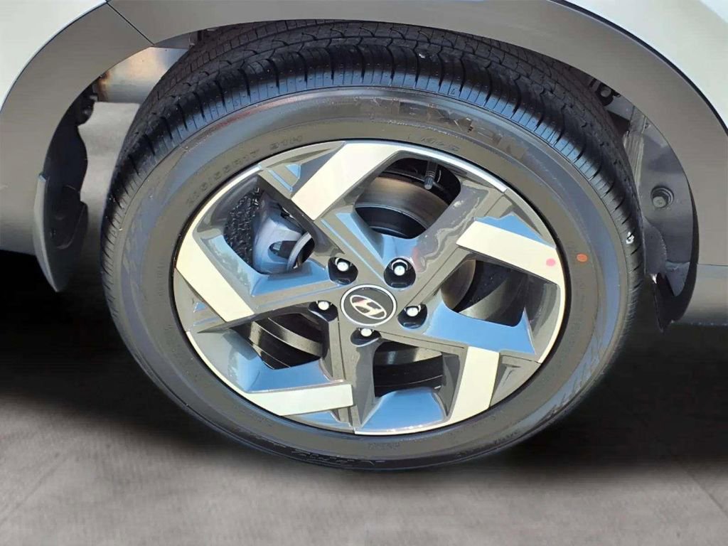 New 2026 Hyundai Venue SEL image 12