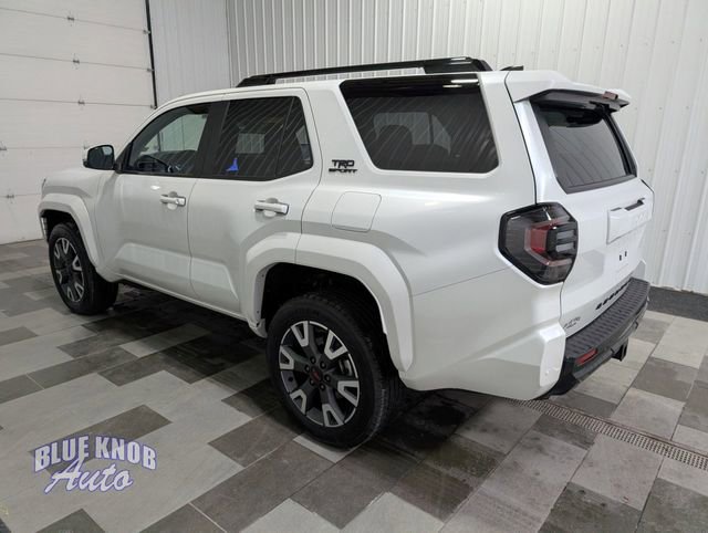 Used 2025 Toyota 4Runner TRD Sport AWD/4WD image 2