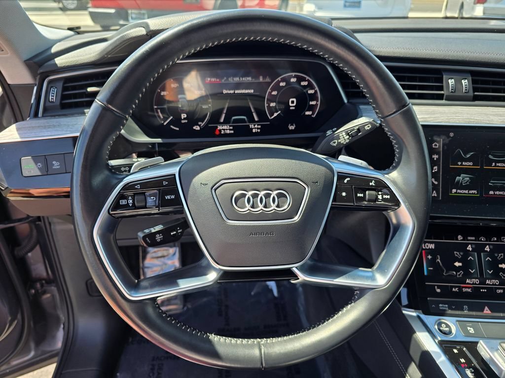 Used 2021 Audi e-tron Premium w/ Convenience Plus Package AWD/4WD image 29