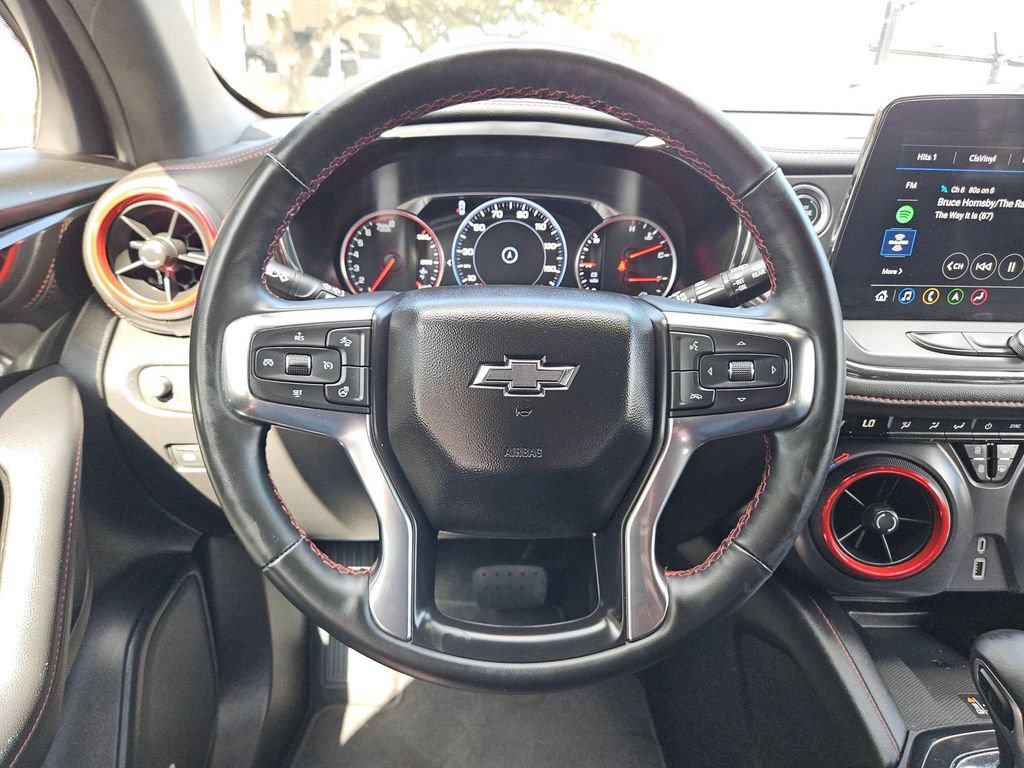 Used 2025 Chevrolet Blazer RS FWD image 22