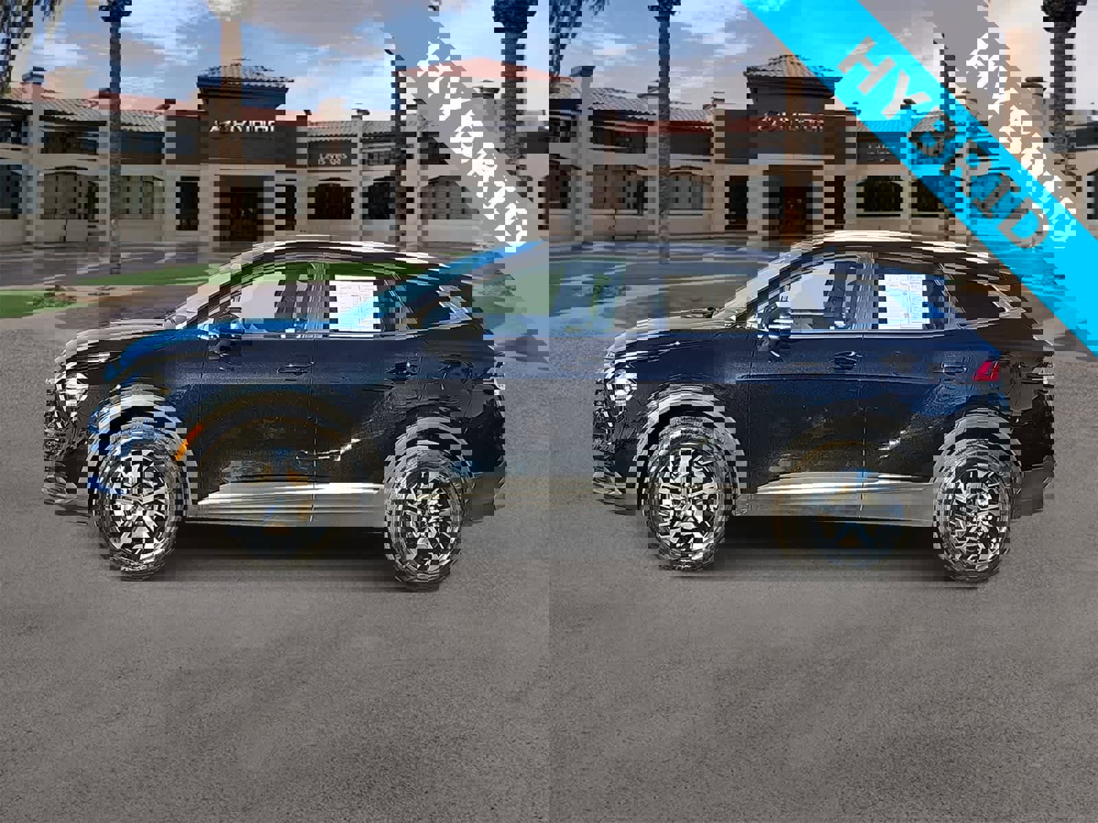 Used 2023 Kia Sportage EX image 5